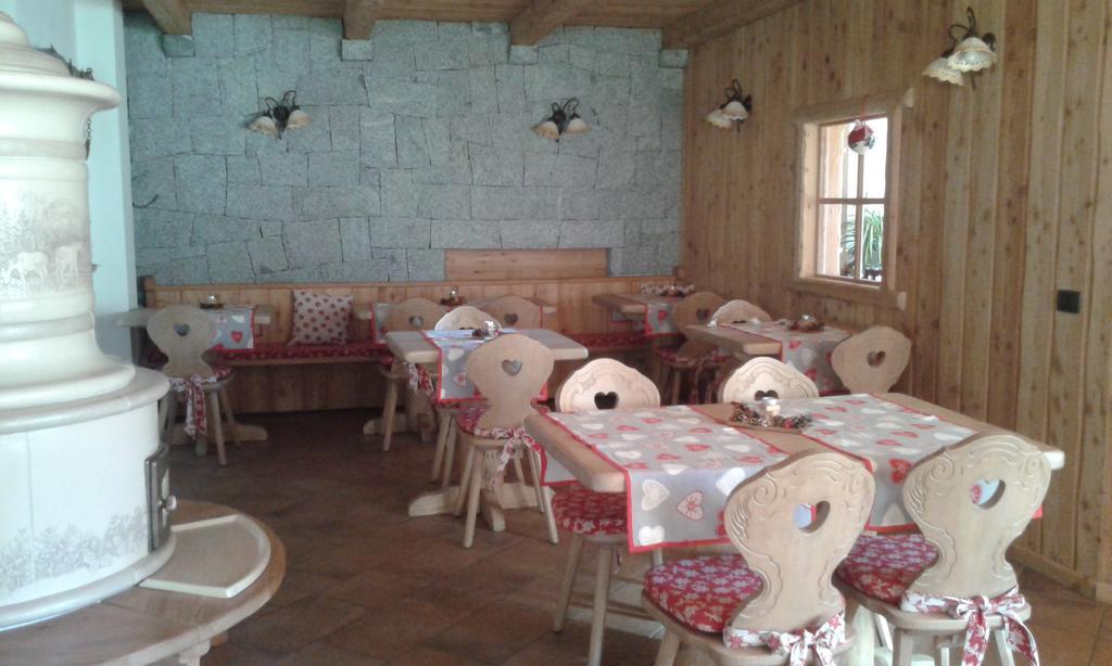 Maso Grisun Farm stay Borzago