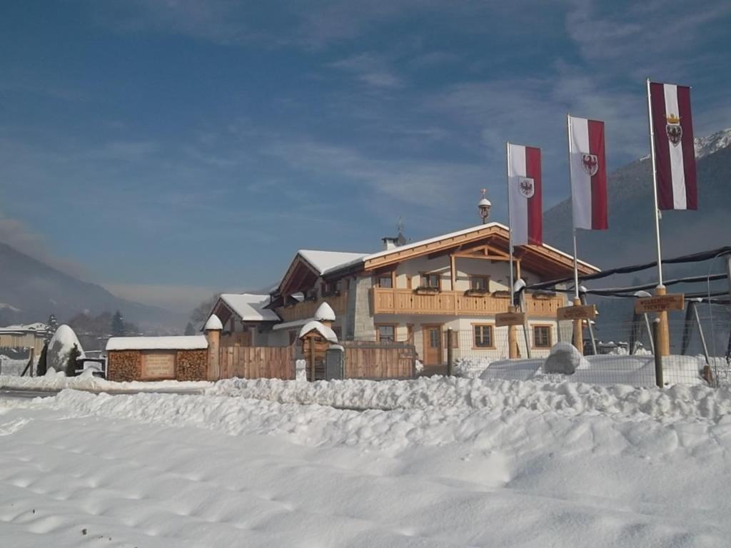 Maso Grisun Farm stay Borzago