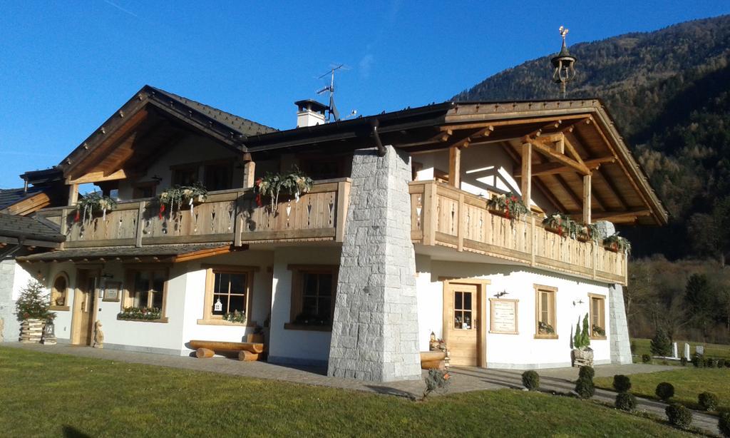 Maso Grisun Farm stay Borzago